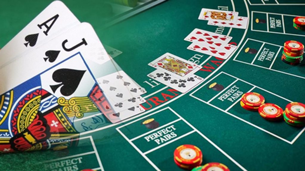 7 tricks to catch behavior on the poker table that newbies don't know